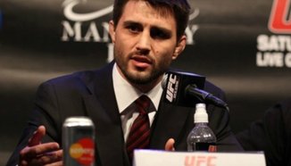 Condit: Johny Hendricks е по-опасен от Dan Henderson