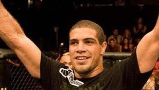 Thales Leites срещу Alessio Sakara