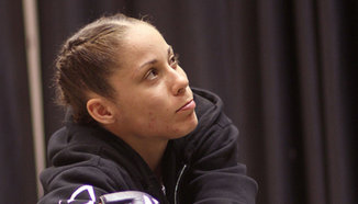 Liz Carmouche излиза срещу Jessica Andrade в UFC on FOX 8