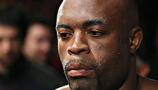 Какво стана с Anderson Silva в минутите след UFC 162?