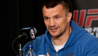 Mirko Cro Cop срещу Remy Bonjasky през март