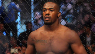 Jon Jones предизвика Chuck Liddell