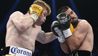 Canelo Alvarez ще се бие с всеки за да бъде най-добрия
