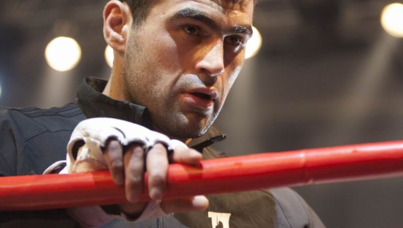 Тежкият руснак Shamil Abdurahimov подписа с UFC