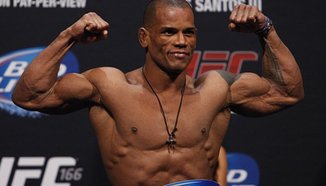 Никой не предупредил Lombard, че двубоят му отпада