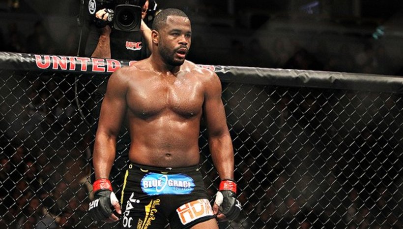 Rashad Evans обмисля преместване в средната категория