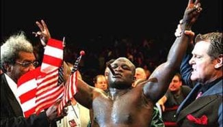 Randy Couture срещу James Toney в UFC 118