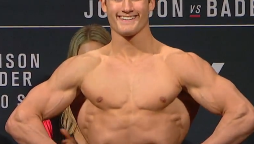 Sage Northcutt за малко да стане храна за мечките