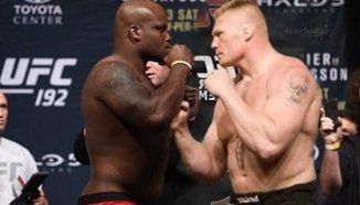 Derrick Lewis се подигра на Brock Lesnar