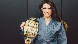 Mackenzie Dern спечели дебюта си в UFC