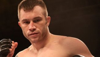 Brian Foster срещу Forrest Petz в картата за UFC Fight Night 22