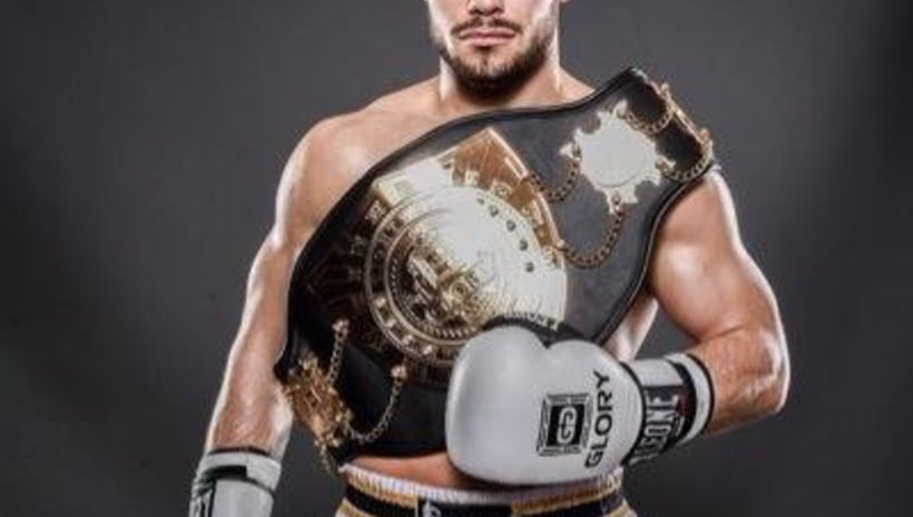 Посрещнаха Robin van Roosmalen като герой