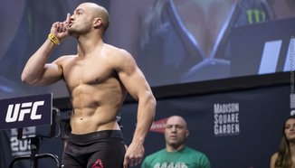 Eddie Alvarez: Все още няма сделка с UFC