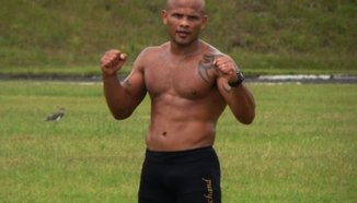 Gerald Harris срещу новака Maiquel Falcao в UFC 123