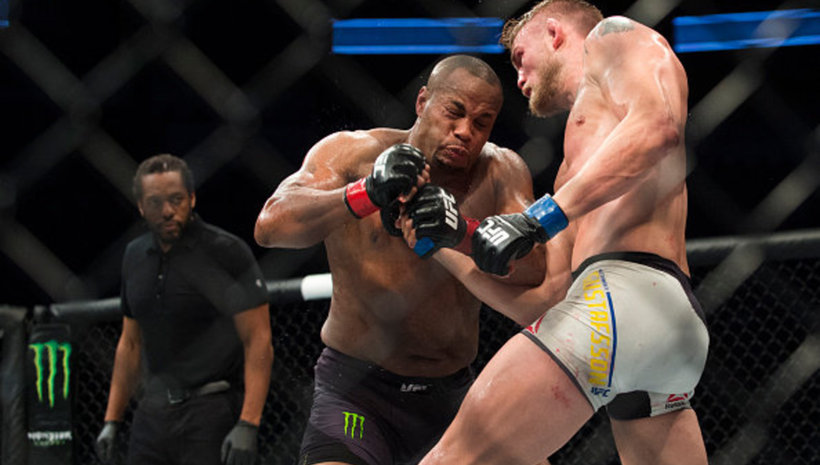 Alexander Gustafsson готов да преследва Daniel Cormier и в тежка категория