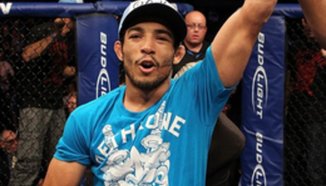 Jose Aldo срещу Mark Hominick в WEC 54 през януари