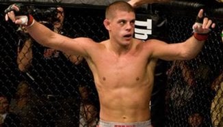 Joe Lauzon добре подготвен за Sotiropoulos