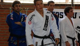 Интервю с черният колан по жиу-житцу Ary Farias