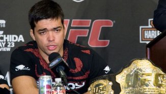 Ще остави ли "скучният" си стил на игра Machida?