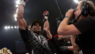 Alistair Overeem няма да се бие в DREAM или K-1