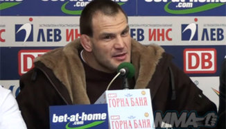 Jon Olav Einemo ще трябва да смачка не Carwin, а Dave Herman