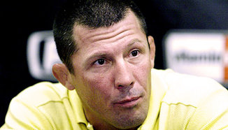 Pat Miletich дава прогнозата си за Silva срещу Cormier