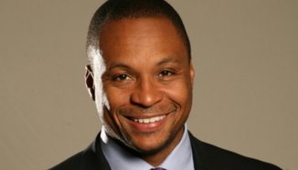 FOX може да покани Gus Johnson за коментатор на UFC