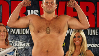 Fedor Emelianenko се завръща с двубой в Русия