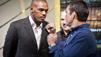 Rashad Evans: Ако някой може да създаде проблеми на Jon Jones това е Lyoto Machida