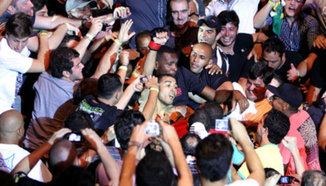 Видео от двубоя между Jose Aldo и Chad Mendes