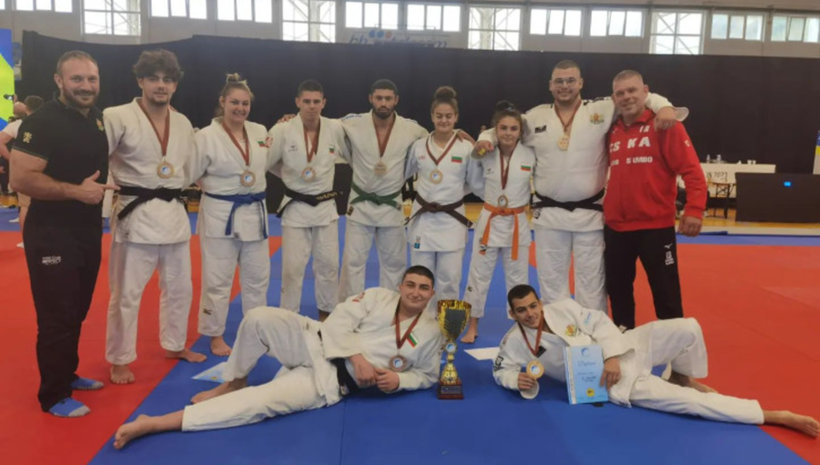 Джудистите с четири медала и трети в отборното на Балканите