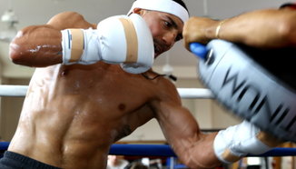 Теофимо Лопес обещава да нокаутира Джамейн Ортис