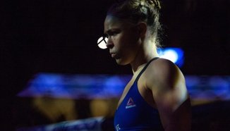 'Не можех да я понасям'... Бивш коментатор на UFC говори за Ронда Раузи зад кулисите