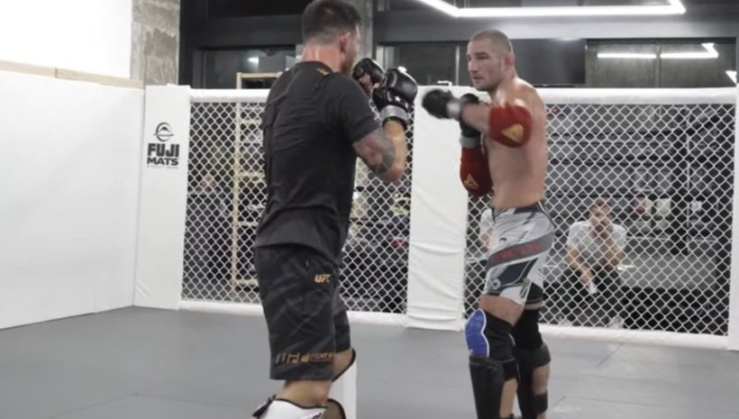 Шон Стрикланд прави спаринг с шампиона на Bellator Джони Еблен часове преди UFC 302