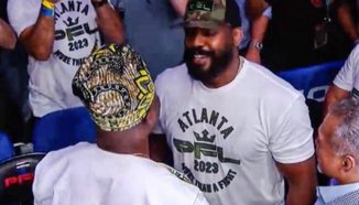 Франсис Нгану все още се интересува от суперсблъсък с Джон Джоунс