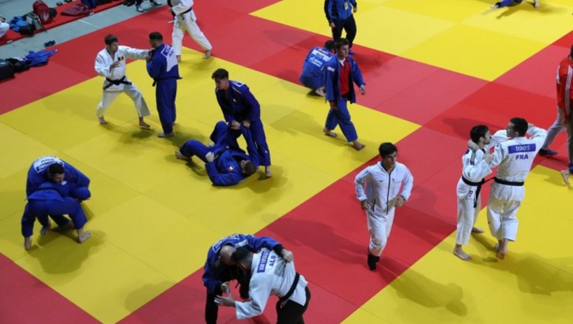 България с 15 състезатели на европейското до 23 г.