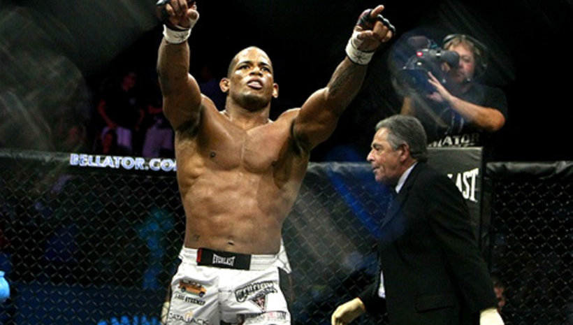 Hector Lombard вече официално е в UFC
