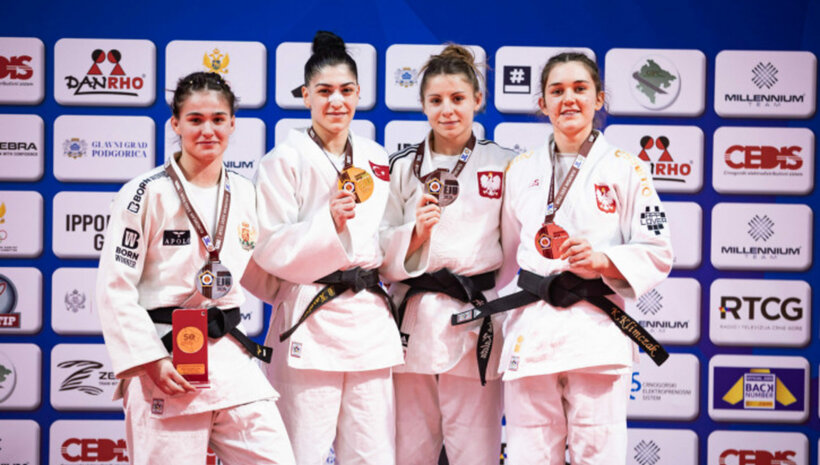 Алекса Георгиева и Снежана Граматикова с медали в Подгорица