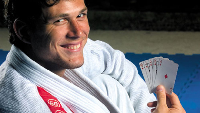 Roger Gracie прави дебют в средната категория