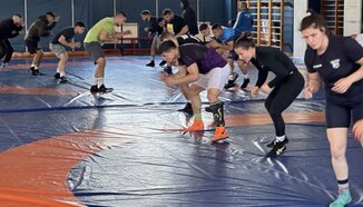 Националите при мъжете и жените започнаха лагери