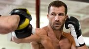 Бивш шампион на UFC обясни защо влиза в бокса: Искам боксови хонорари!