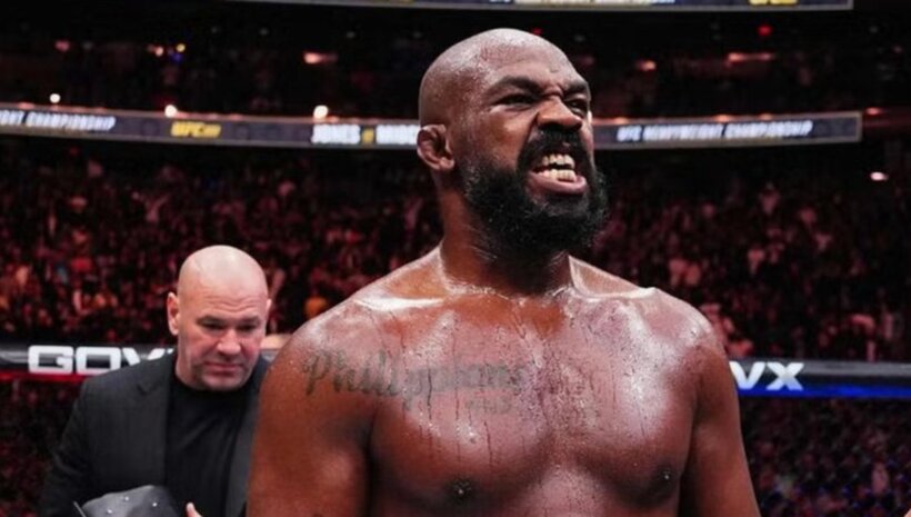 Топ ММА треньор се съмнява, че Джон Джоунс се е скатал от Том Аспинал