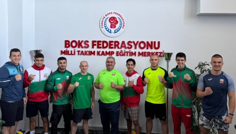 Младежите на подготовка в Турция преди Европейското първенство