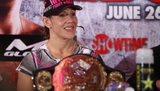 Cris Cyborg: Бих се била с Ronda Rousey на паркинг