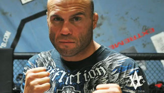 Randy Couture: Dana вижда Bellator и Viacom като заплаха