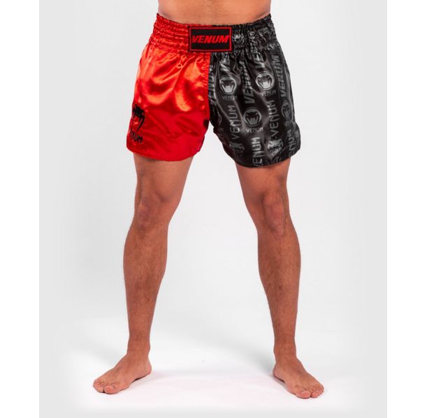 МУАЙ ТАЙ ШОРТИ - Venum Logos Muay Thai Shorts - Black/Red​