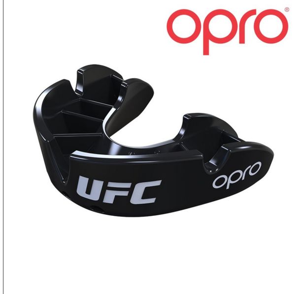 Протектор за уста - UFC OPRO - Black