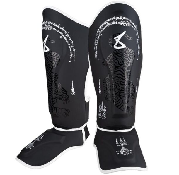 Протектори за крака - 8 WEAPONS - Sak Yant Big Tiger Shinguards - Black